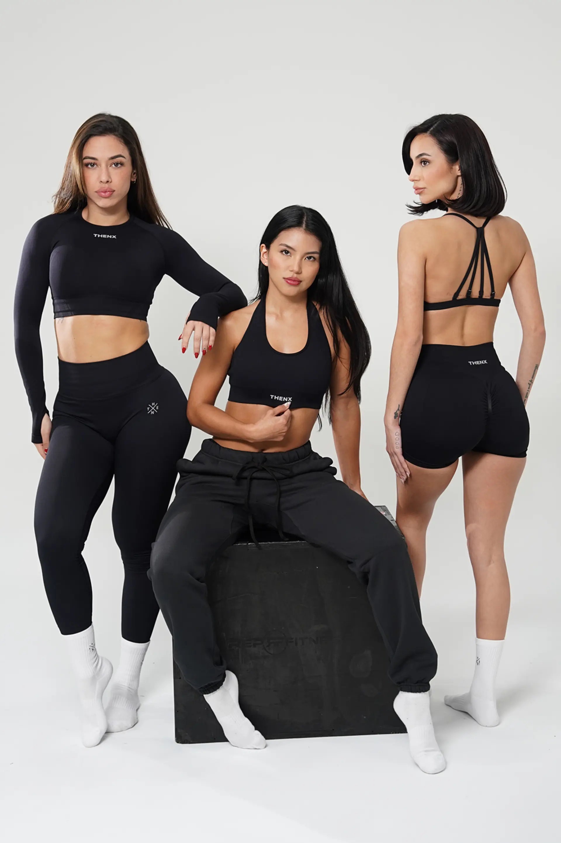 Thenx Sports Bra IV - Black - Image 6